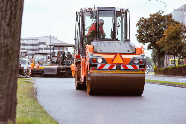 Best Driveway Paving Contractor  in Russell, KS